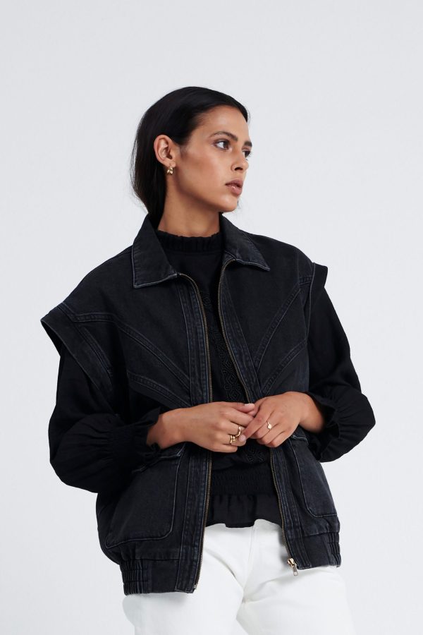 Beth-jacket-black-13