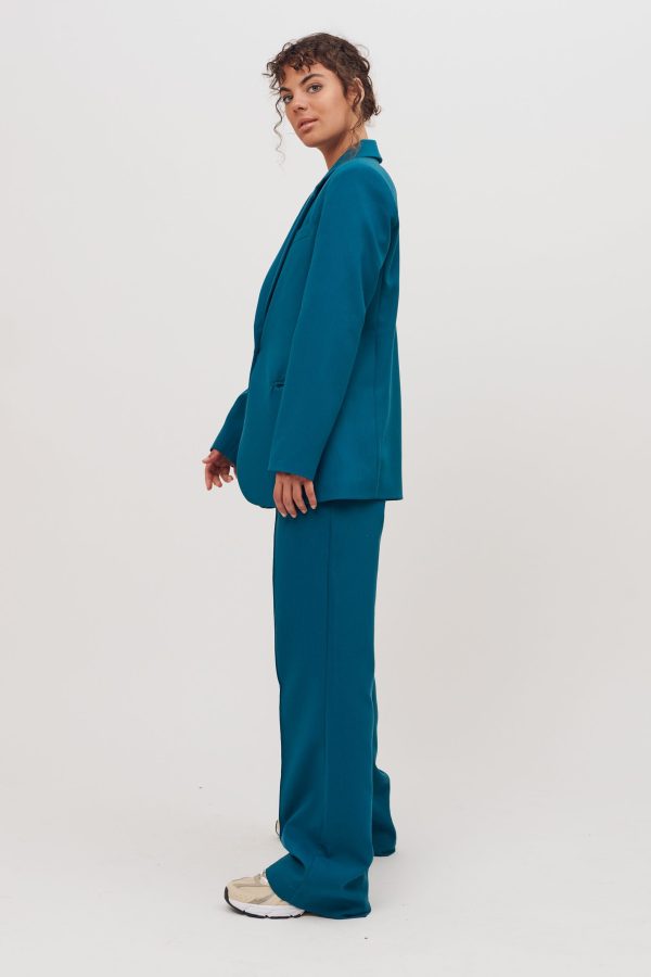 Helen-Jane---Petrol-03