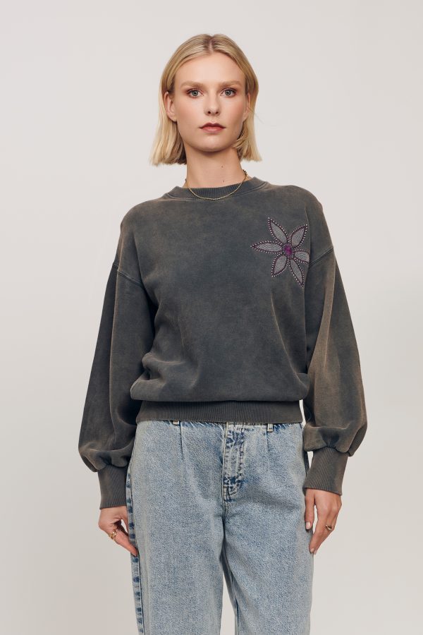 Mischa-Sweater-Fade-out-04