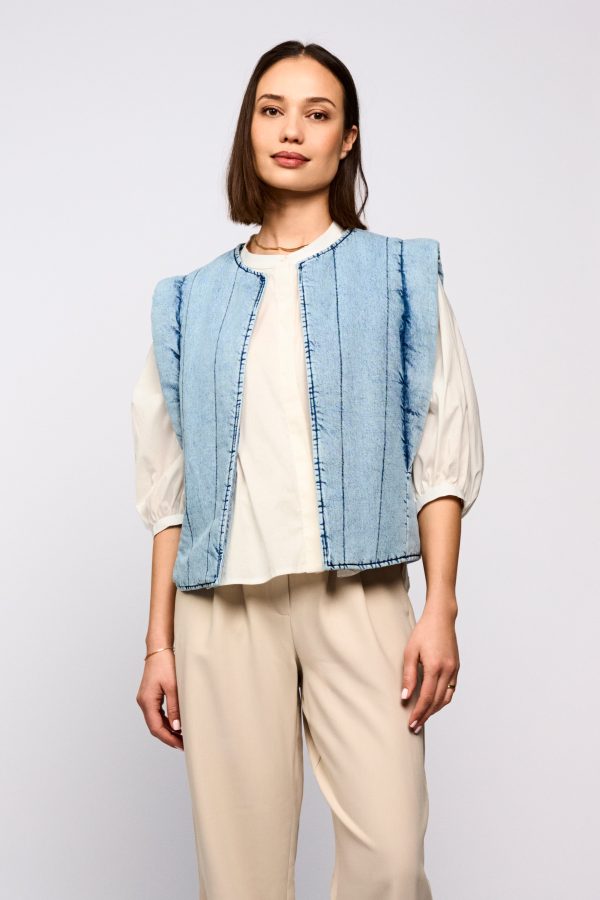 Isabel-gilet-denim-02-