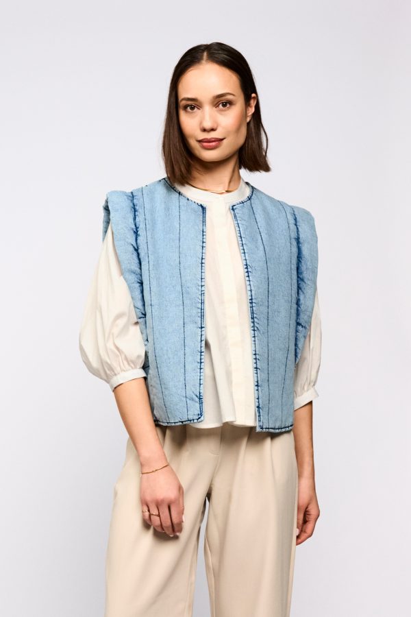 Isabel-gilet-denim-05-