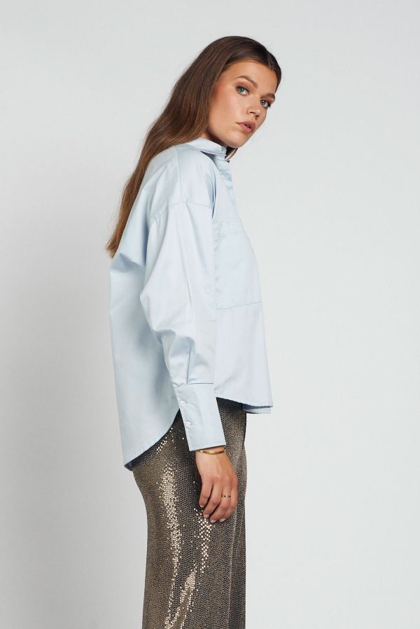 Loua-Light-blue-04