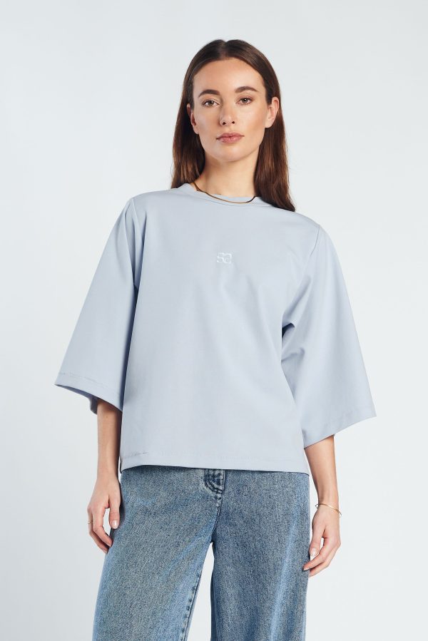 Oversized-Tee-Light-Blue-01