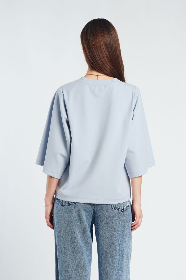 Oversized-Tee-Light-Blue-06
