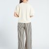 Suzy-top---whitecap-04