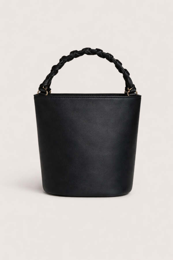 Zwart leren emmer tas met gevlochten hengsel