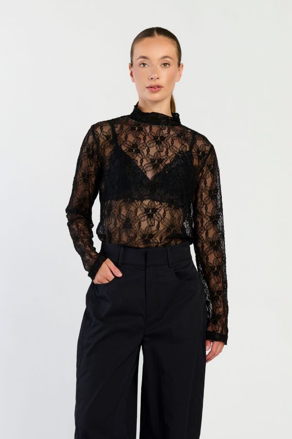 Lott-turtleneck-black-01