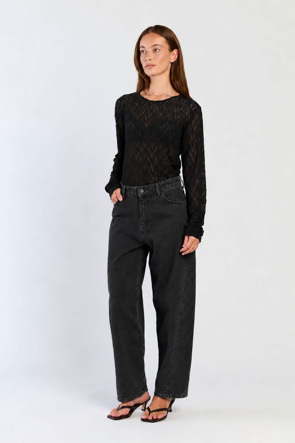 Lune-top-black-02