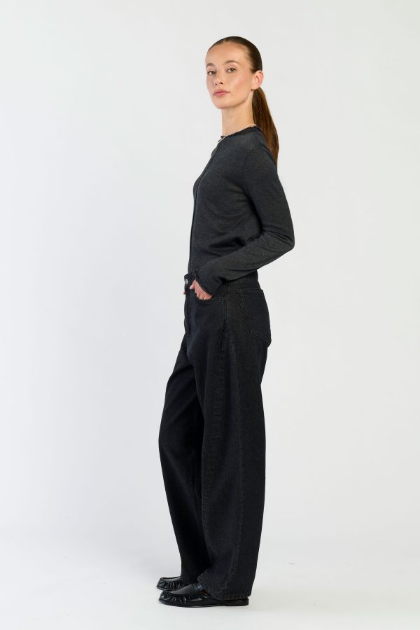 Norma-Grey-03