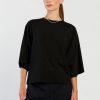 Oversized-tee-black-03