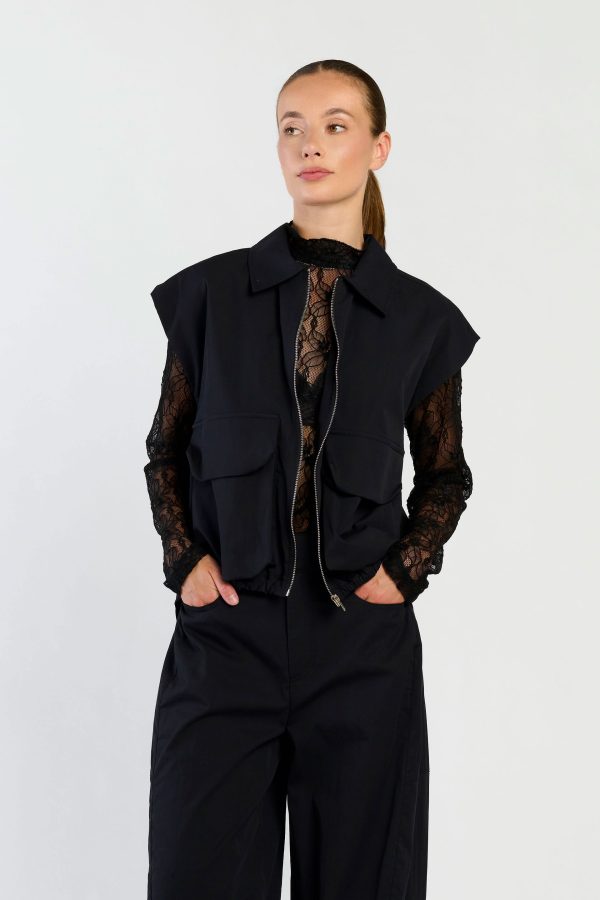 Ruby-gilet-Black-05