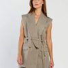 Zovia-Grey-00