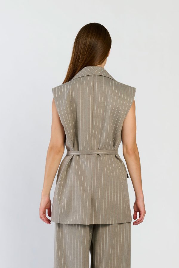 Zovia-Grey-02