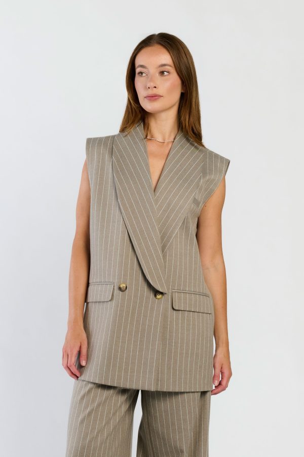 Zovia-Grey-05