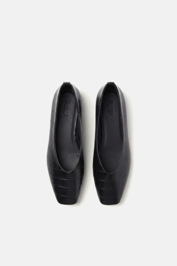 pointy-ballerina-black-croco-leather-4